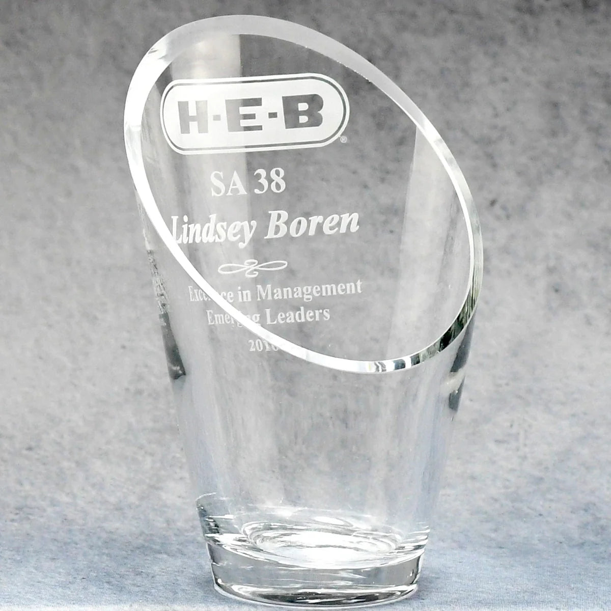 CRYSTAL VANTAGE ECONOMY VASE – PROMOTIONAL QUALITY*