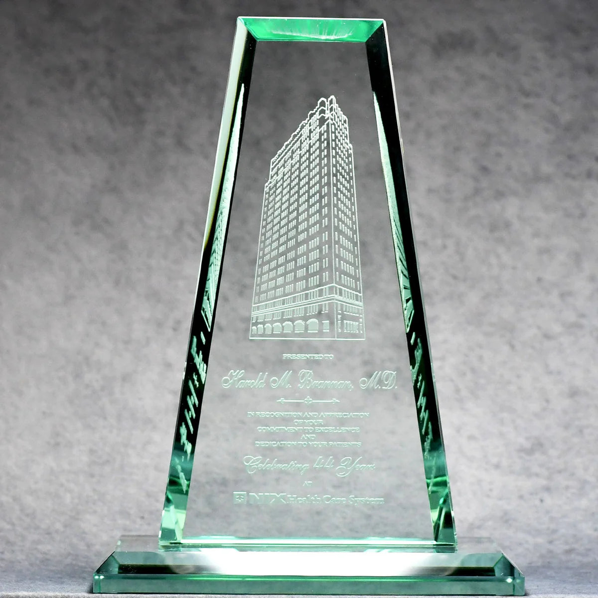 JADE CRYSTAL EMPIRE TOWER