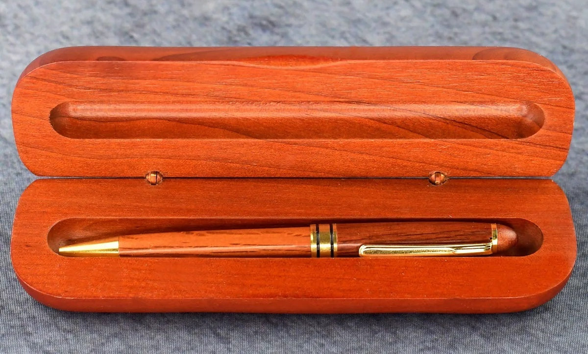 ROSEWOOD PEN W/ PRESENTATION BOX